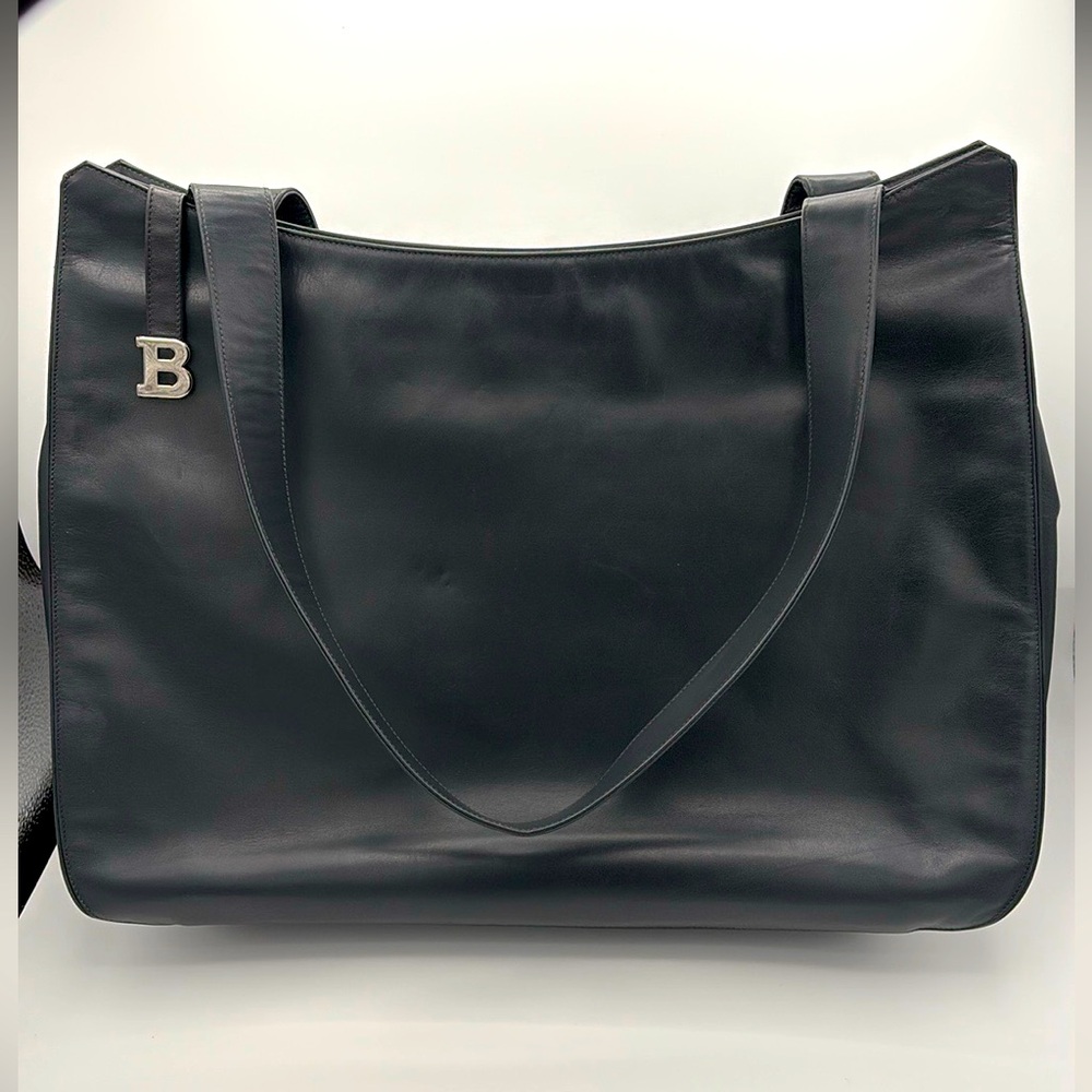 Bally Vintage Navy Blue Leather Shoulder Tote with detachable pouch